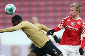 YY易游m6米乐福建YY易游m6米乐信息技术有限公司-法兰克福遭遇连败，降级危机日益加剧的简单介绍