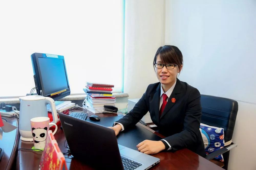 关于女足名将张芳坚毅坚守，为团队赢得珍贵胜利的信息